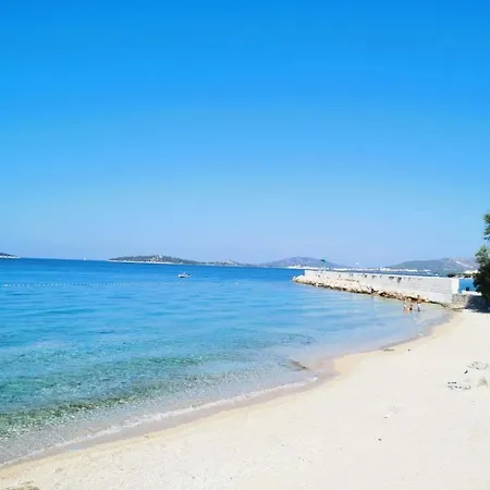 Apartment Njoko - Sea View & Private Parking Prvic Sepurine