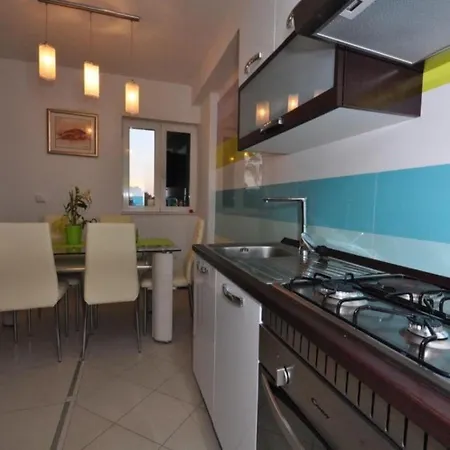 Njoko - Sea View & Private Parking Apartment *
