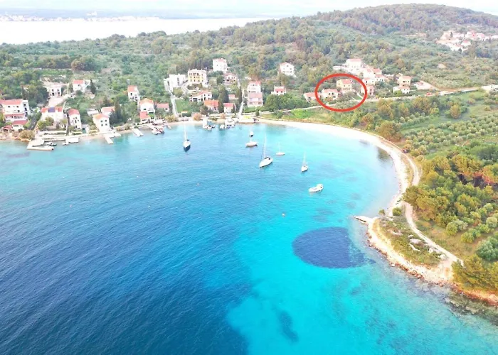 Njoko דירה פרוויץ' שפורינה